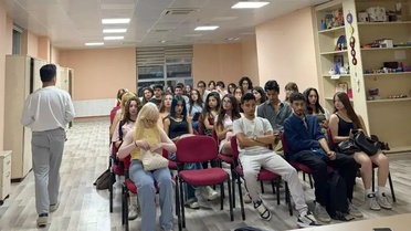 Menteşe'deki Uluslararası Gençlik Merkezi gönüllü gençlere tiyatro eğitimi veriyor