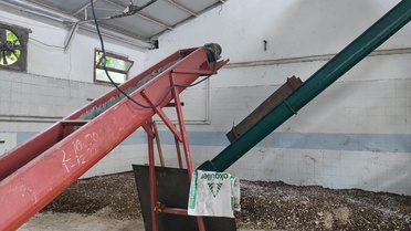 Sakarya Arifiye'de onaysız işletmedeki 3 ton et-kemik unu imha edildi