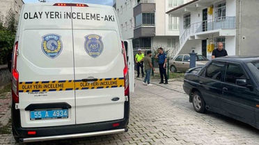 Samsun Kavak'ta yakınları 49 yaşındaki şahsı evinde silahla vurulmuş halde buldu