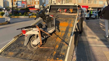 Aksaray'da plakasız motosiklet sürücüsüne 46 bin lira ceza kesildi, ehliyeti 1 ay alındı