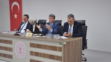 Amasya Valisi Bakan, Gümüşhacıköy'de muhtarlara talepleri için söz verdi
