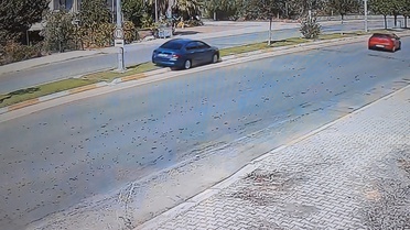 Antalya Serik'te ağaca çarpan otomobilin 71 yaşındaki sürücüsü kurtarılamadı