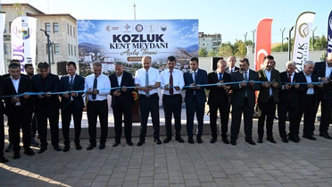Batman Kozluk'ta 22 dönümlük Kent Meydanı açıldı, Vali Canalp törende konuştu