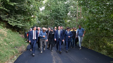 Bitlis Valisi Karakaya, Hizan'da incelemelerde bulundu, asfalt hedefi 300 kilometre