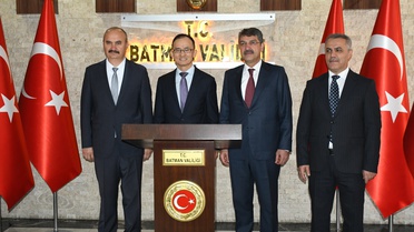 Çin'in Ankara Büyükelçisi Ciang Şüebin, Batman'da iş birliği görüşmeleri yaptı
