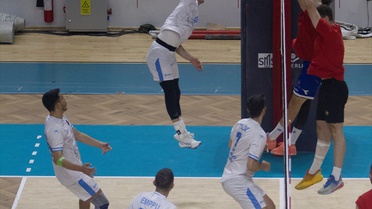 Gebze'deki voleybol turnuvasını İstanbul Büyükşehir Belediyespor namağlup tamamladı
