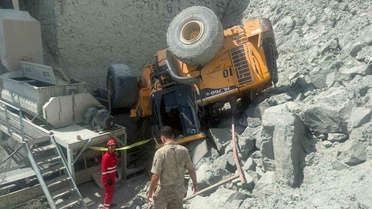 Hatay Antakya'da taş ocağında devrilen iş makinesinde sıkışan işçi hayatını kaybetti