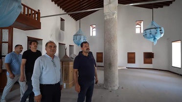 Vali Masatlı, Antakya'nın tarihi iki camisinde süren restorasyonu yerinde inceledi