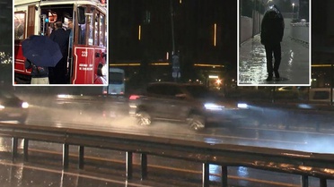 İstanbul'da sağanak yağış etkili oldu