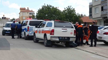 Dairede kimyasal madde kokusu! Karaman'da bir çift hayatını kaybetti, 11 katlı bina tahliye edildi