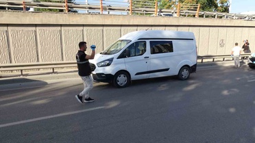 Malatya Sanayi Alt Kavşağı'nda yaklaşık 3 metreden düşen şahıs ağır yaralandı