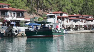 Muğla Büyükşehir Belediyesi filosuna ilk atık alım teknesi teslim edildi
