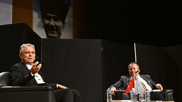 Muratpaşa Başkanı Uysal: 'Bütün ömrümüzü feda edip bu ülkeyi ayağa kaldırmak zorundayız'