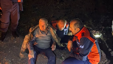 Burdur Yeşilova'da kayıp 89 yaşındaki Alzheimer hastası ekiplerce arazide bulundu