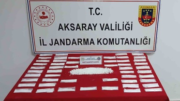Jandarma, konum atarak uyuşturucu bırakan taciri Aksaray'da suçüstü yakaladı