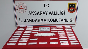 Aksaray Bağlıkaya'da ev aramasında 1 kilo metamfetamin bulundu, zanlı tutuklandı
