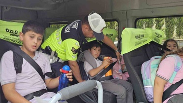 Bilecik'te jandarma okul çevresinde 397 şahsı denetledi, 159 aracı kontrol etti