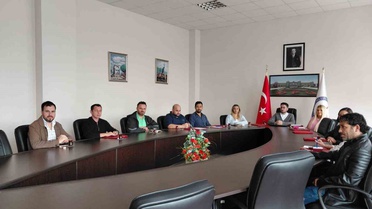 DPÜ Emet MYO'da 2026-2027 güz dönemi program gözden geçirme toplantısı yapıldı