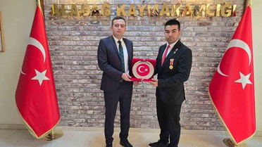 Adana'da Fırat Kalkanı gazisi Erdem Durna, kiracısının tornavidalı saldırısına uğradı