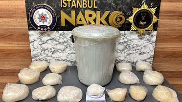İstanbul'da 6 narkotik operasyonu: Vale noktalarında uyuşturucu satışı çökertildi, 187 şüpheli yakalandı