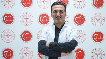 Sigara kalp krizi ve inme riskini 2 ila 4 kat artırıyor, erken bırakmak riski azaltıyor