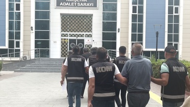 Kırşehir'de tefecilik operasyonunda 5 zanlıdan 3'ü tutuklandı, 2'si serbest kaldı