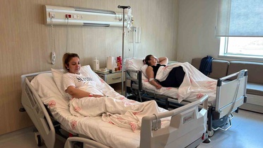Mersin Tarsus'ta botoks yaptıran 3 kadın Mersin Şehir Hastanesi'nde tedavi altına alındı