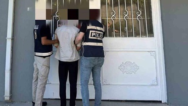 Muğla'da Atatürk büstüne büyük saygısızlık! Yaptıkları kameralara yansıdı
