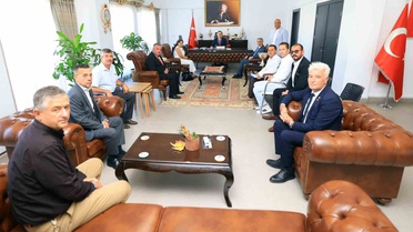 Muğla Valisi Akbıyık, Milas'ta muhtarlara taleplerin takip edileceğini söyledi