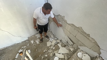 Şanlıurfa Karaköprü'de 5,4'lük depremde Pınarbaşı'nda hasar tespiti başladı
