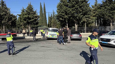Silivri'de jandarma aracının karıştığı kazada 3 jandarma ve kadın sürücü yaralandı