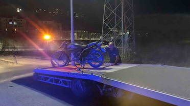 Adıyaman Gölbaşı'nda jandarma, abartı egzoz kullanan sürücüye 16 bin lira ceza kesti