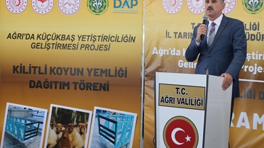 DAP destekli projeyle Ağrılı yetiştiricilere yüzde 72 hibeli kilitli yemlik dağıtıldı