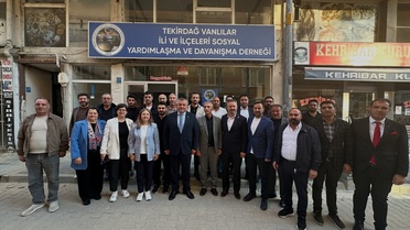 AK Parti Tekirdağ Milletvekili Özcan, Çorlu'da esnafın taleplerini dinledi
