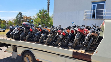 Aksaray Yeşilova'da denetimde 4 sürücüye ceza kesildi, 16 motosiklet men edildi