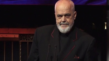 Arnavutluk Başbakanı Edi Rama'ya New York'ta yumurtalı protesto