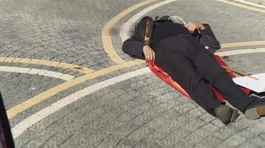 AYM önündeki eylemde acı olay! Emekli polis 'Geçinemiyorum' diyerek...