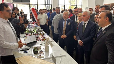 Bakan Kacır: Savunma sanayinde yüzde 80'in üzerinde yerlilik oranına erişmiş bir ülkeyiz