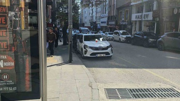 Bilecik'te minibüs durağına park eden sürücüye şoförler tepki gösterdi