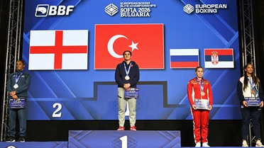 Milli boksör Busenaz Sürmeneli, Sofya'da 70 kiloda Avrupa şampiyonu oldu