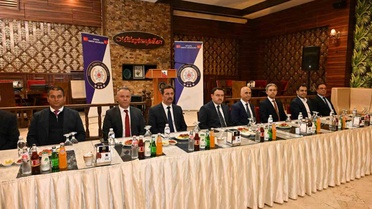Çankırı'ya atanan Osman Elbir, Kütahya'da düzenlenen veda yemeğiyle uğurlandı