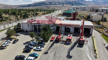 Erzurum'da itfaiye eri Sefil, 11 yıldır çocukluk hayalini mesleğinde yaşatıyor
