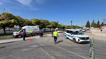 Polis ekip aracına çarpan motosikletteki 2 kişi Kahramanmaraş'ta yaralandı