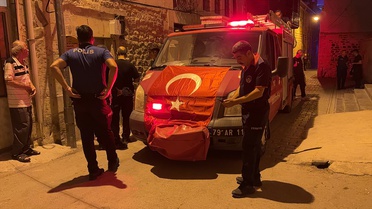 Kilis'te oyun oynarken su olmayan kuyuya düşen 13 yaşındaki çocuğu itfaiye kurtardı