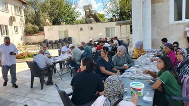Muğla Köyceğiz'de 26'ncı geleneksel aşure etkinliği imece usulüyle düzenlendi