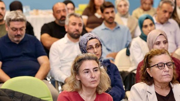 Niğde Gençlik ve Spor İl Müdürlüğü Genç Ofis'te öğrenci hizmetlerini görüştü