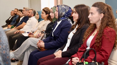 Niğde Gençlik ve Spor İl Müdürlüğü, öğrenci hizmetlerini Genç Ofis'te ele aldı