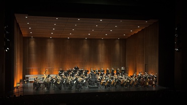 İngiliz Royal Philharmonic Orchestra, Petrenko yönetiminde AKM'de konser verdi