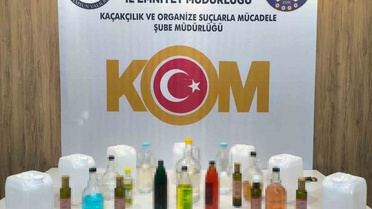 Samsun Atakum'da KOM ekiplerinin operasyonunda 35 litre etil alkol ele geçirildi