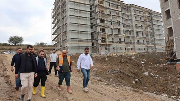 Vezirköprü'de TOKİ'nin 298 konutluk projesinde çalışmalar sürüyor